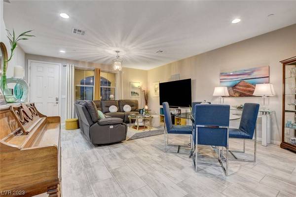 182 Lomita Heights Drive, Las Vegas, NV 89138