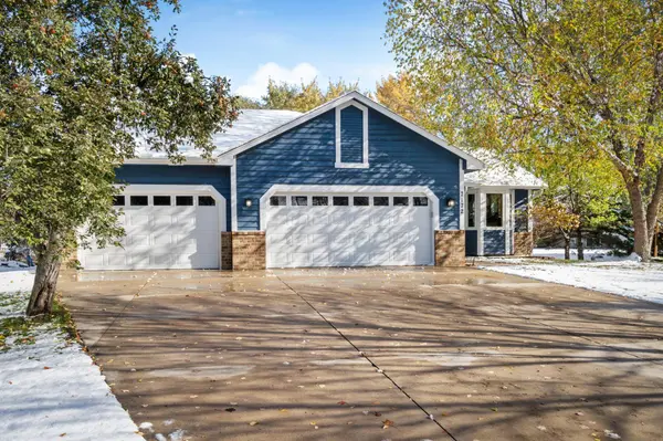 7172 Gray Heron DR, Lino Lakes, MN 55014