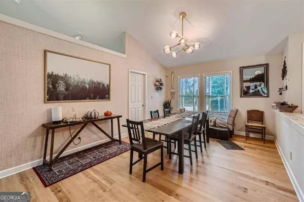 8515 Steeple Chase DR, Roswell, GA 30076