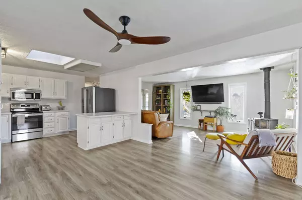 15030 Little Eagle Creek AVE, Zionsville, IN 46077