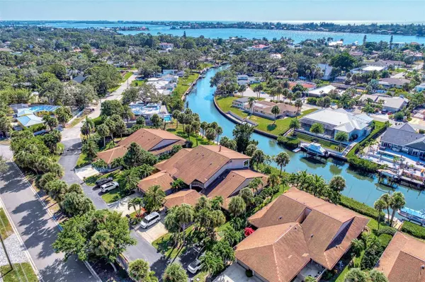6782 SCHOONER BAY CIR #6782, Sarasota, FL 34231