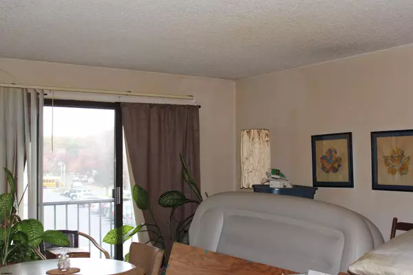 110 Federal Ct Ct, Galloway Township, NJ 08205