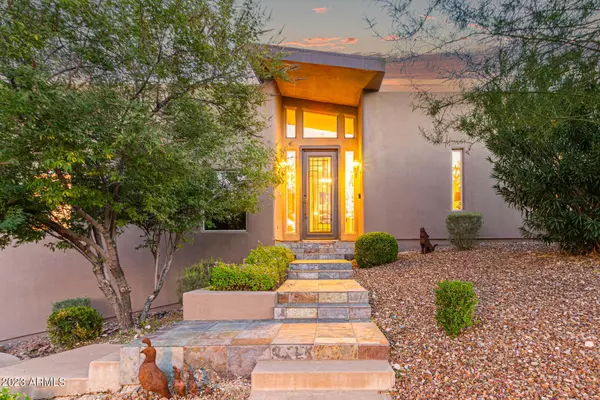 15613 E RICHWOOD Avenue, Fountain Hills, AZ 85268