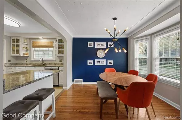 1060 COLUMBIA Road, Berkley, MI 48072