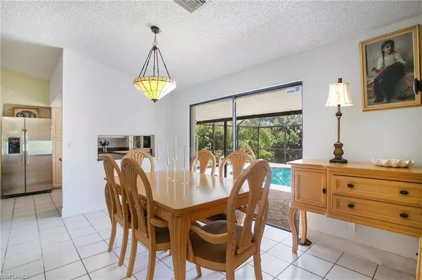 4736 25th AVE SW, Naples, FL 34116