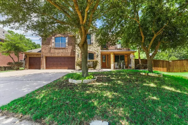 1209 Latta Place E, Burleson, TX 76028