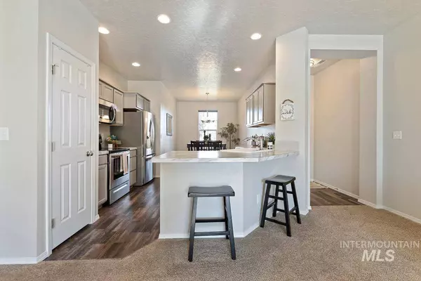 2937 W Sandalwood St, Meridian, ID 83646