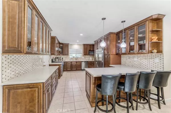 11443 Caern AVE, Tujunga, CA 91042