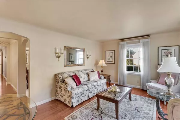 192 E Gilmore Ave, Trafford, PA 15085