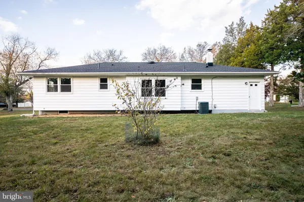 1405 E WALNUT RD, Vineland, NJ 08361