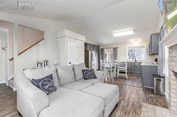 4821 Hawk Meadow DR, Colorado Springs, CO 80916