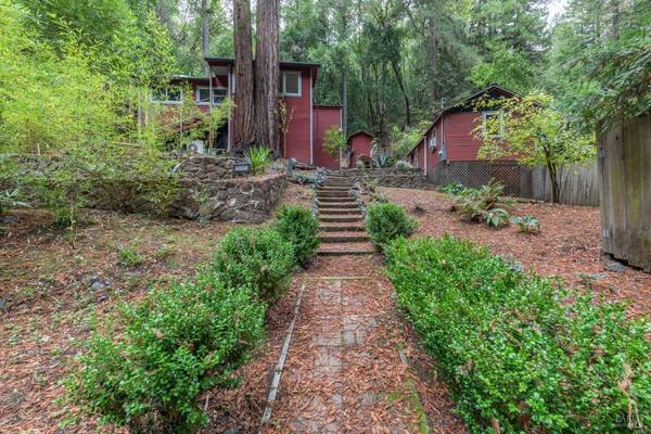 15080 Canyon 6 RD, Guerneville, CA 95446