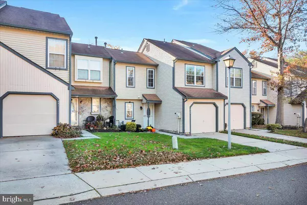 442 KELHAM CT, Mount Laurel, NJ 08054