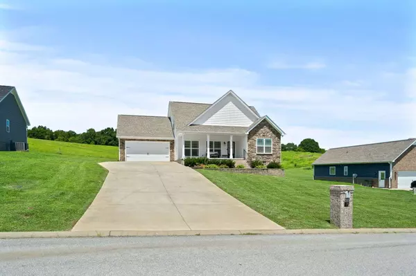 112 Casey St, Brush Creek, TN 38547