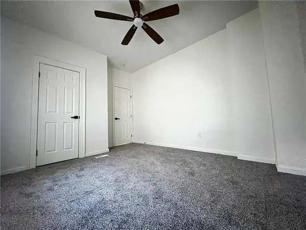 4323 Benton BLVD, Kansas City, MO 64130