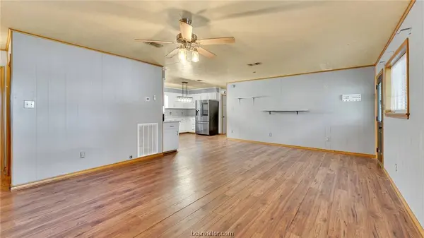 8224 FM 141, Dime Box, TX 77853