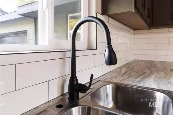 820 Williams Rd, Emmett, ID 83617