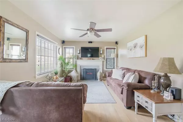 55 Woodview AVE, Boardman, OH 44512