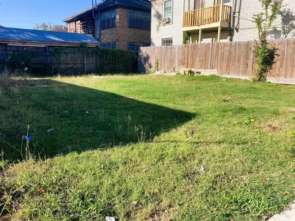 4306 Canal ST, Houston, TX 77003