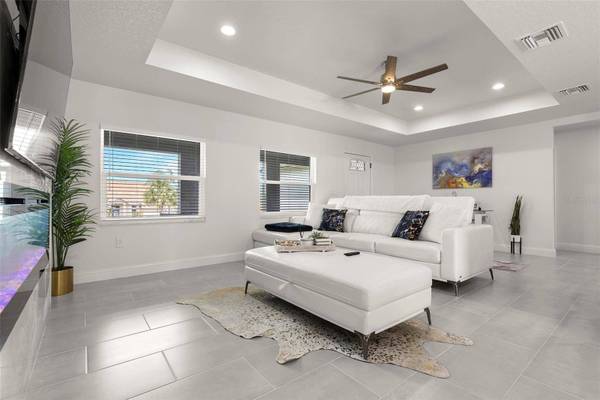 7249 LINDHURST ST, Spring Hill, FL 34606