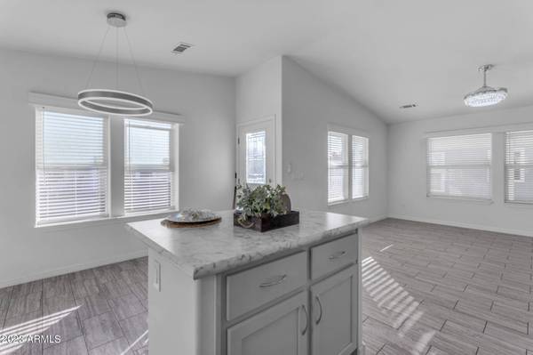 650 N HAWES Road #3204, Mesa, AZ 85207