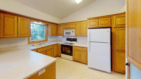 14224 Silverod ST NW, Andover, MN 55304