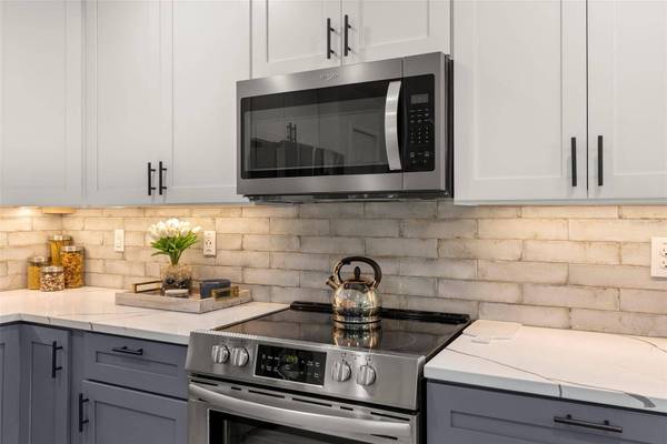 7249 LINDHURST ST, Spring Hill, FL 34606