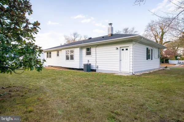 1405 E WALNUT RD, Vineland, NJ 08361