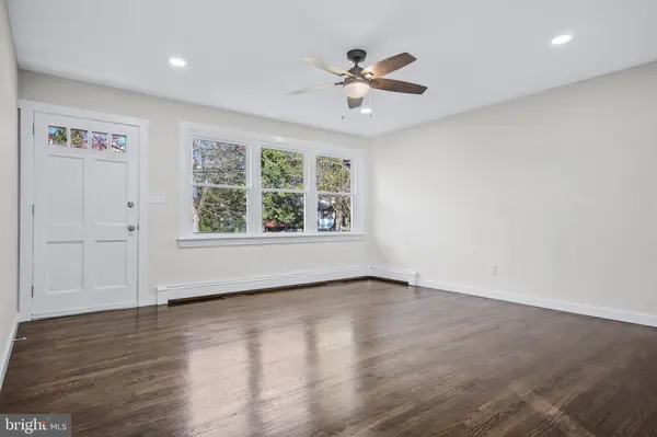 1405 E WALNUT RD, Vineland, NJ 08361