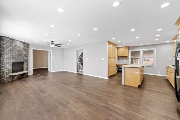 7549 Keystone Avenue, Skokie, IL 60076