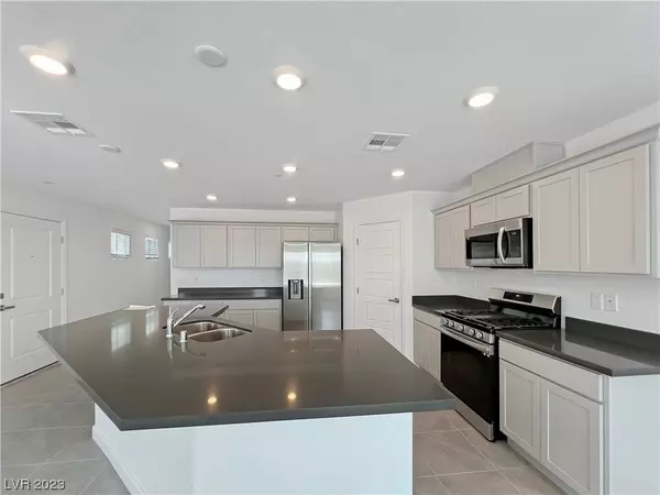 4915 Chidlaw Avenue #3, Las Vegas, NV 89115