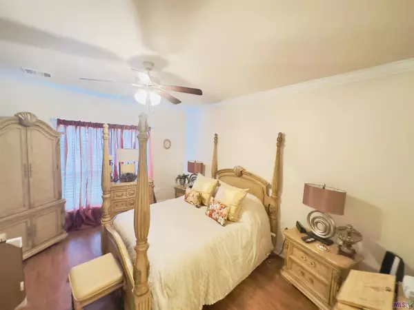 11563 COTTAGECREEK RD #8A, Baton Rouge, LA 70816