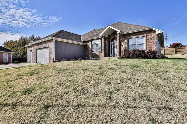 16401 E 38TH Street CT #S, Independence, MO 64055