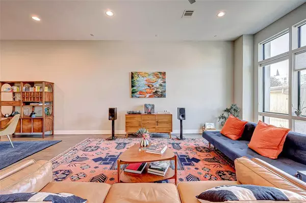 3418 Mount Vernon ST, Houston, TX 77006