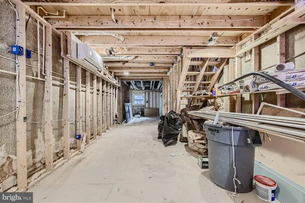 2013 PORTUGAL ST, Baltimore, MD 21231