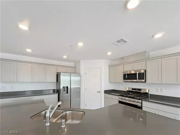 4915 Chidlaw Avenue #3, Las Vegas, NV 89115