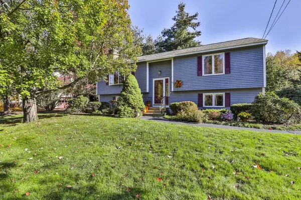 27 Hyacinth DR, Nashua, NH 03062