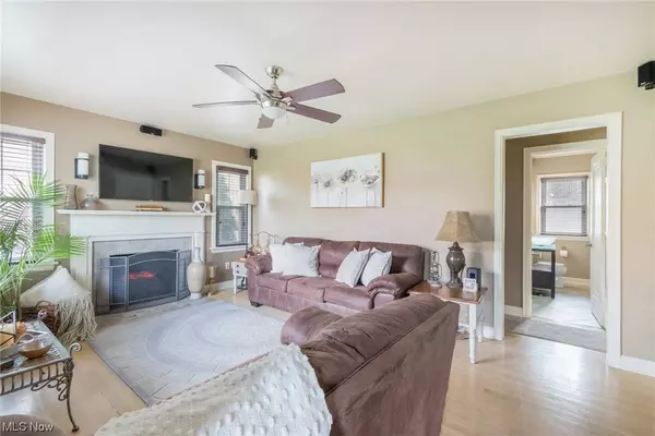 55 Woodview AVE, Boardman, OH 44512