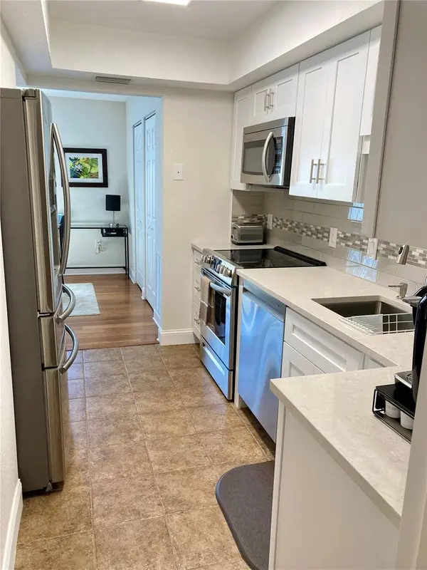 3217 40TH LN S #C, St Petersburg, FL 33711