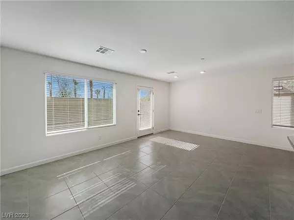 4915 Chidlaw Avenue #3, Las Vegas, NV 89115