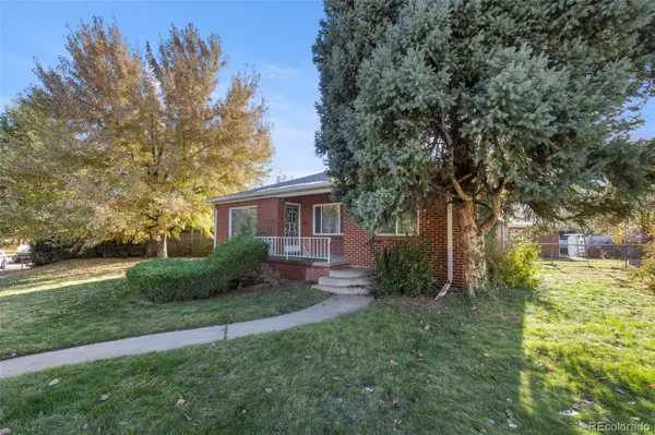 555 Josephine ST, Denver, CO 80206