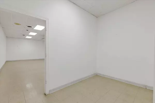 400 W Terrell Avenue, Fort Worth, TX 76104