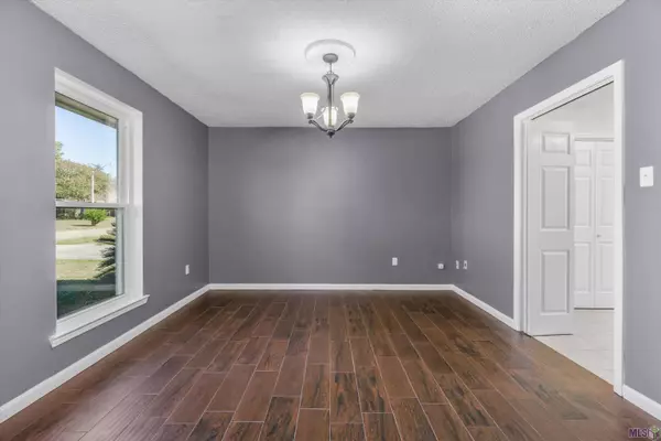 12532 COUNTRY RIDGE AVE, Baton Rouge, LA 70816