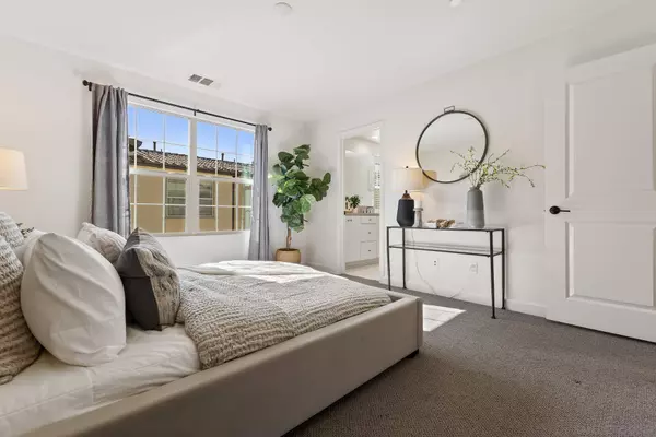 940 Slate St, San Marcos, CA 92078