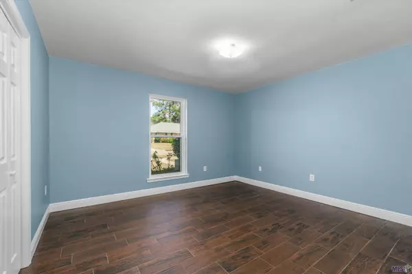 12532 COUNTRY RIDGE AVE, Baton Rouge, LA 70816