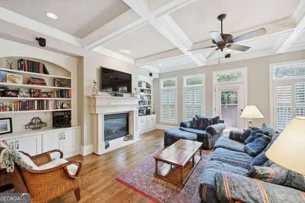 18 CANDLER GROVE DR, Decatur, GA 30030