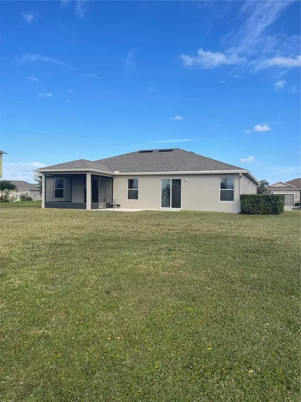 221 STAR SHELL DR, Apollo Beach, FL 33572