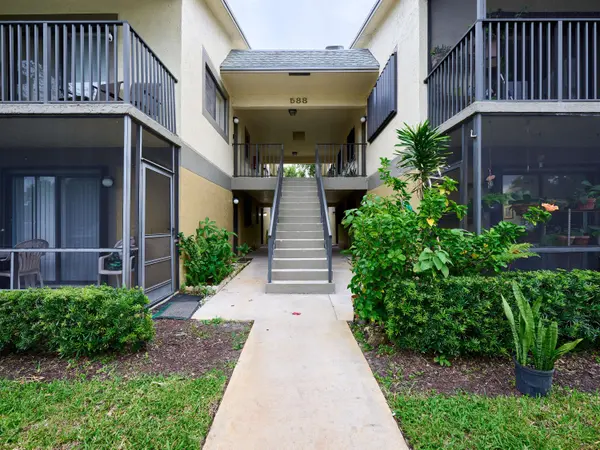 588 Trace CIR 210, Deerfield Beach, FL 33441