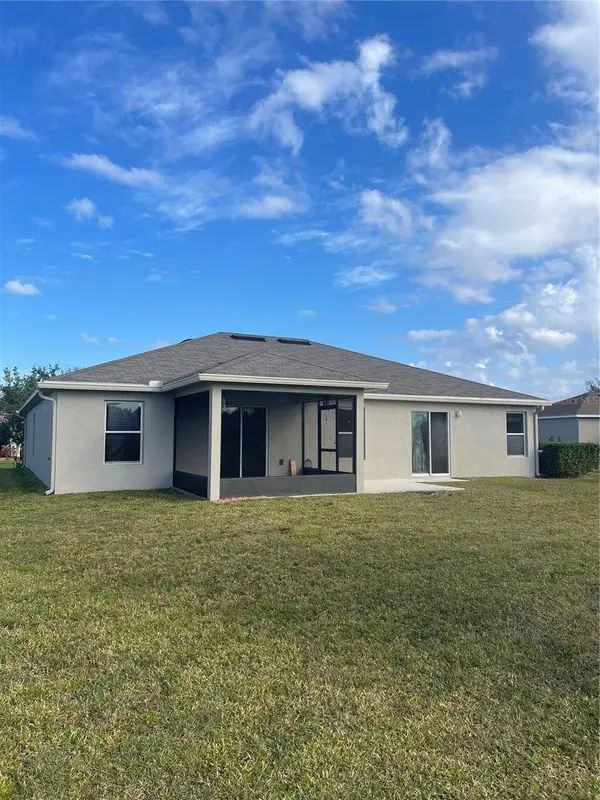 221 STAR SHELL DR, Apollo Beach, FL 33572