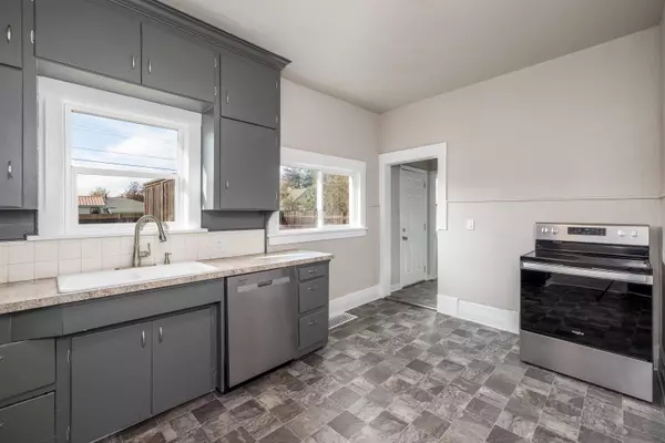 4921 N Lacey St, Spokane, WA 99217